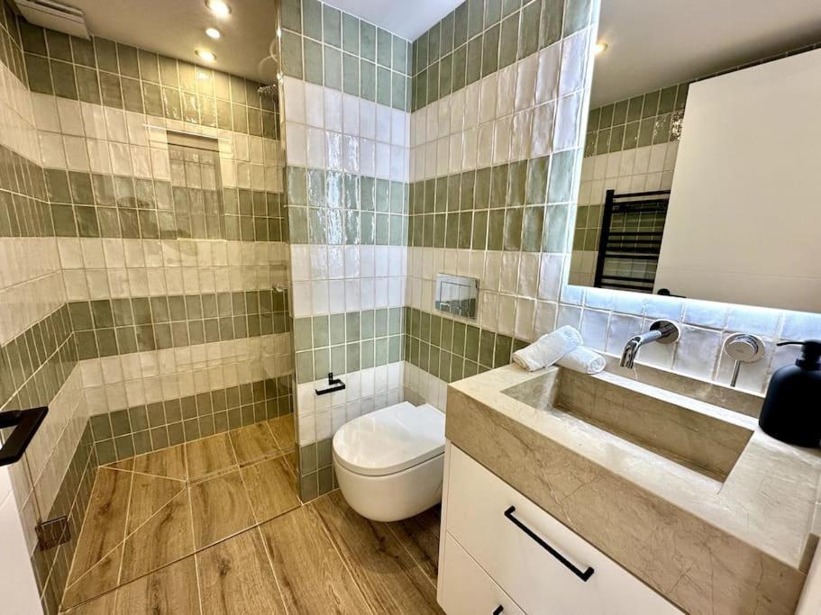 Moderno Y Acogedor Apartamento Con Terraza “ Llebeig” Soller Bagian luar foto
